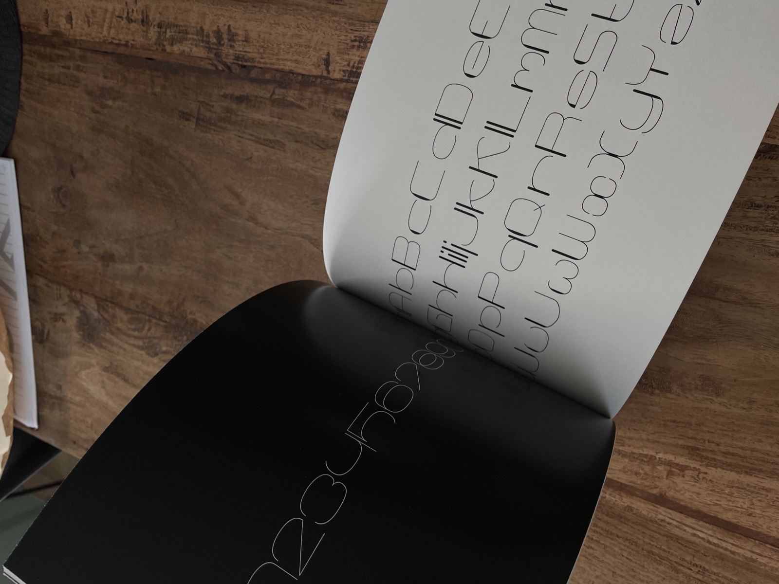 Squircle Font 4